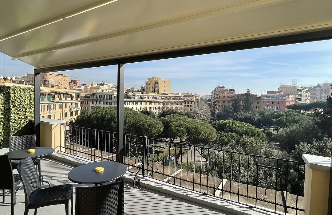 Re Di Roma Rooftop-1