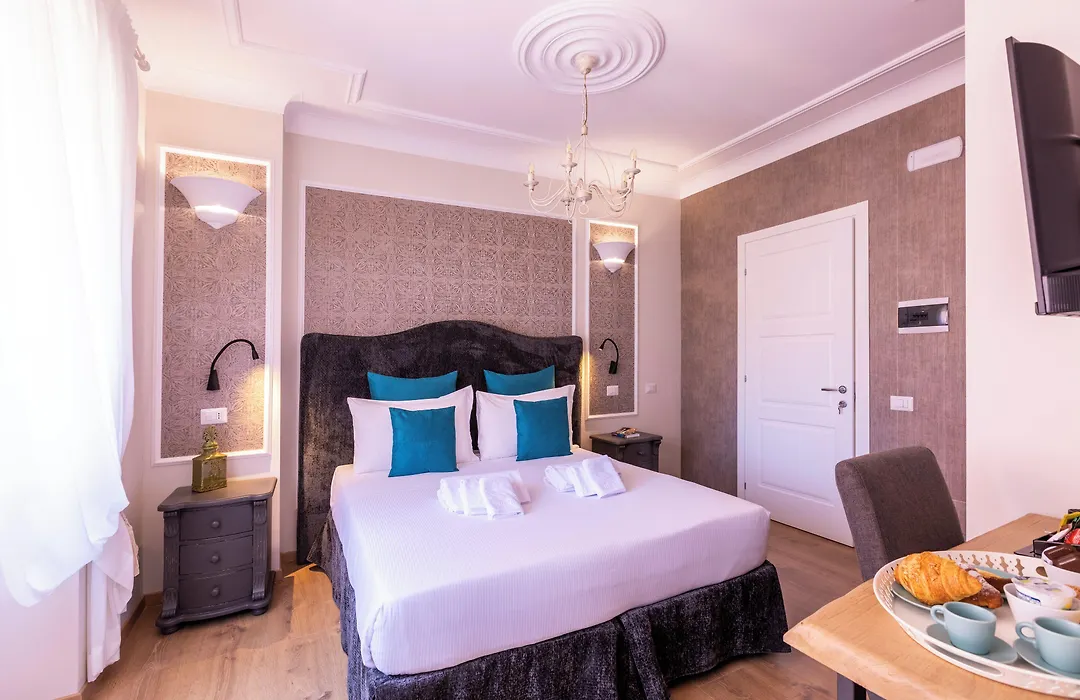 Trastevere Paper Suites-1