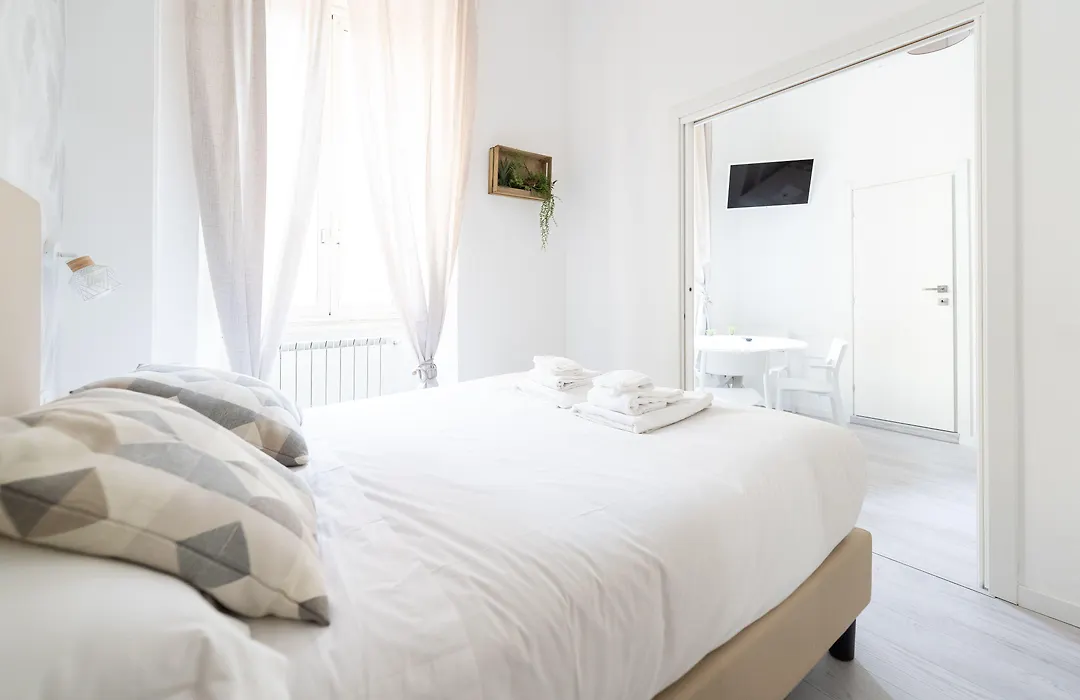 White Gioberti Guesthouse-1
