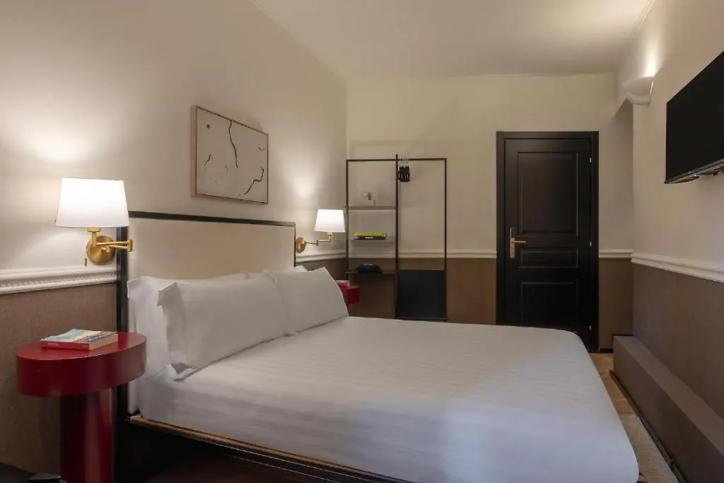 Piazza Di Spagna Prestige-1