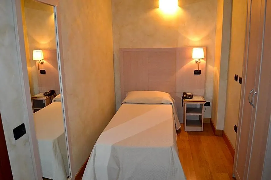 Dipendenza Hotel Galileo-1