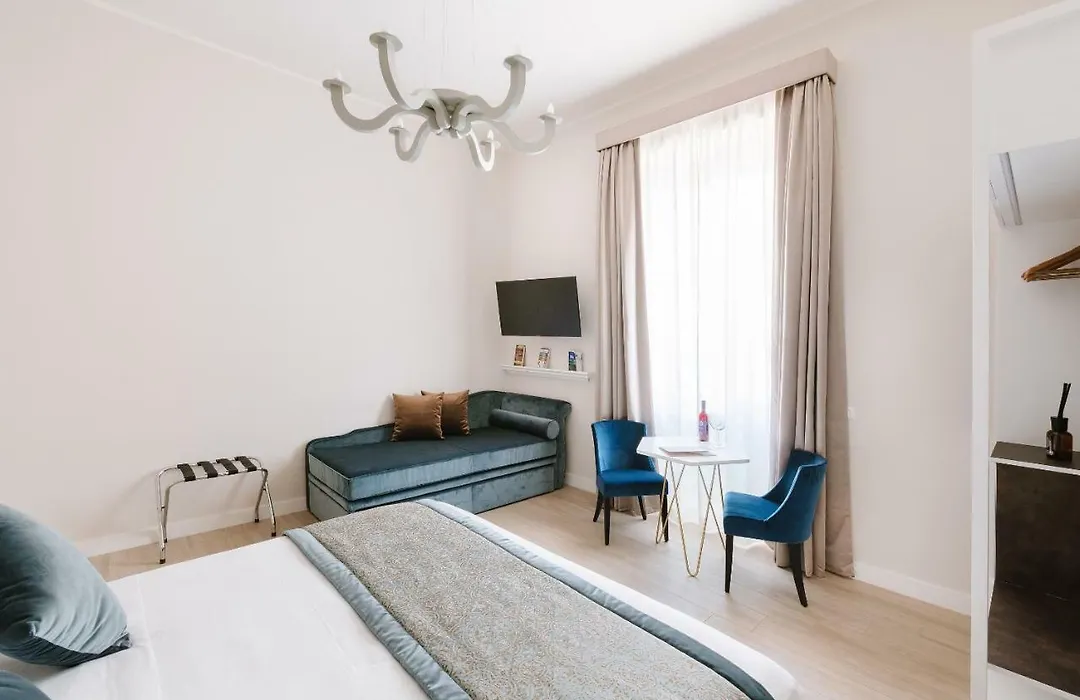 Rhea Silvia Luxury Navona-1