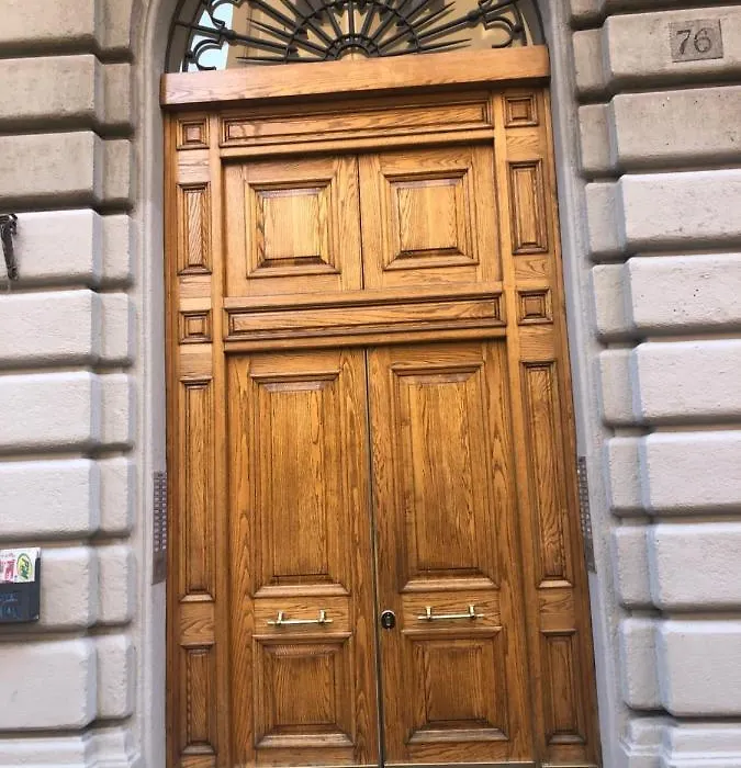 Room 76-1