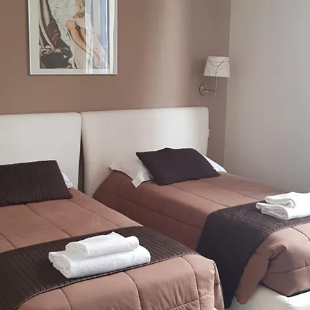 Mia Suites-2