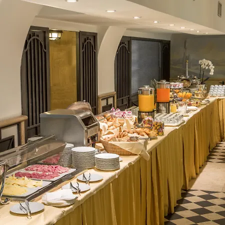 Hotel Savoy-2