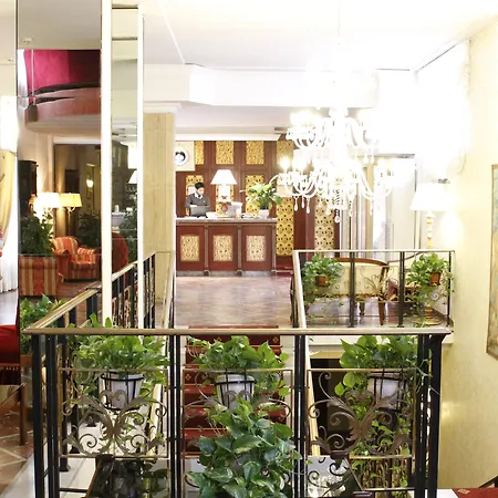 Lh Grand Hotel Hermitage-2