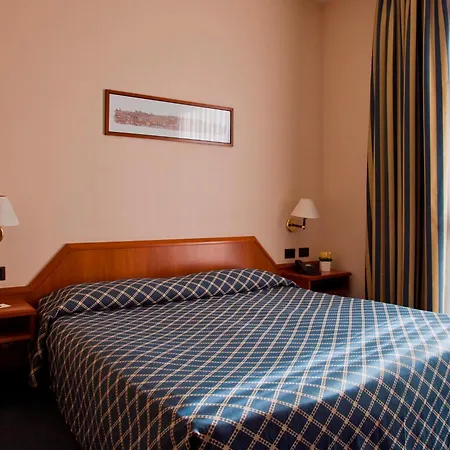 Hotel Zone-3