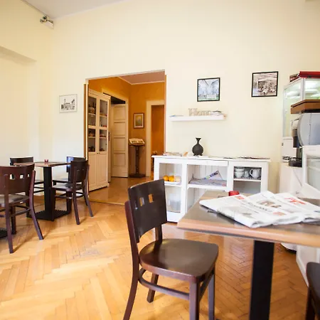 Aventino Guest House-2