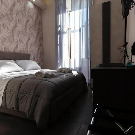 Julia Luxury Suite Rome-2