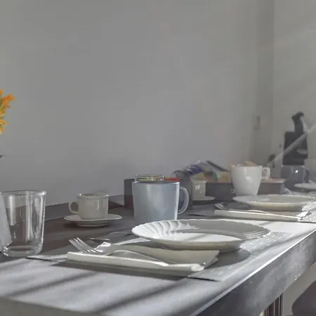 Voyager House Termini - Home And More-2
