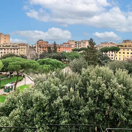 Re Di Roma Rooftop-3