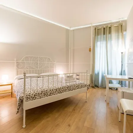 Un Attimo A Roma B&B-2