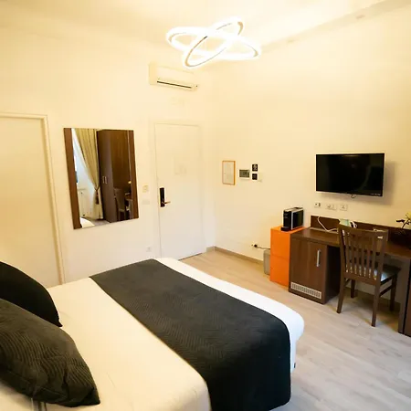 Archi Di Roma Guest House-3