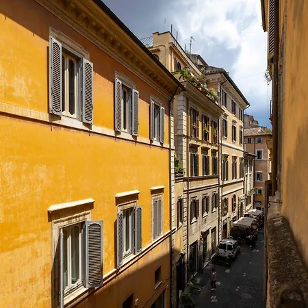Home At Rome Luxury Navona Guest House 2-2