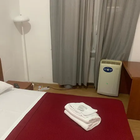 Roma Paradise Inn-3