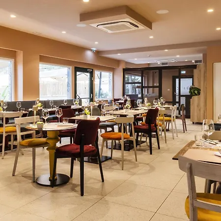 Adesso Hotel-3