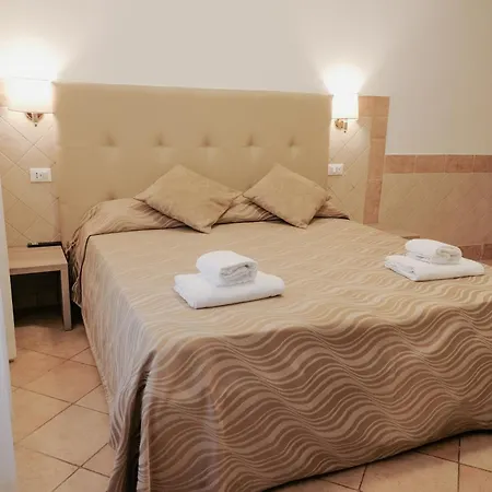Hotel Alex Square-2