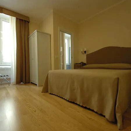 Residenza Dei Gracchi-2