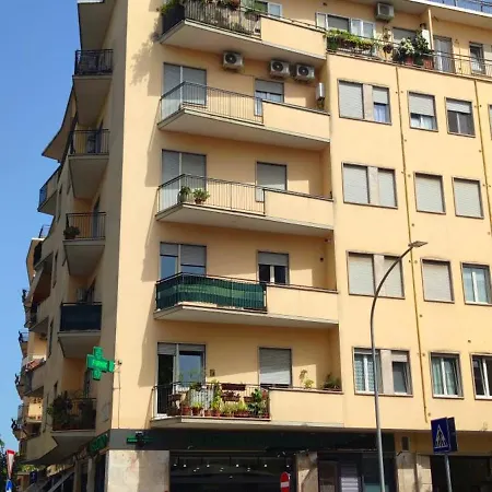 Cecilia Rome House-3
