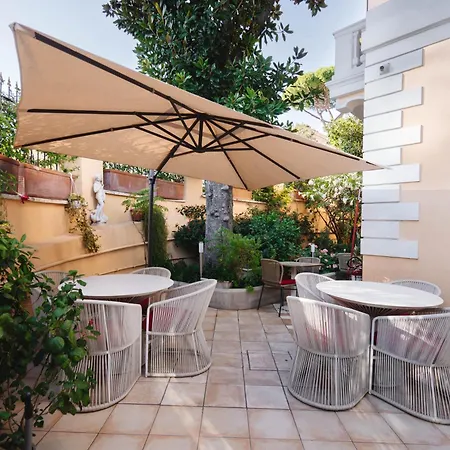 Sourire Hotel-2
