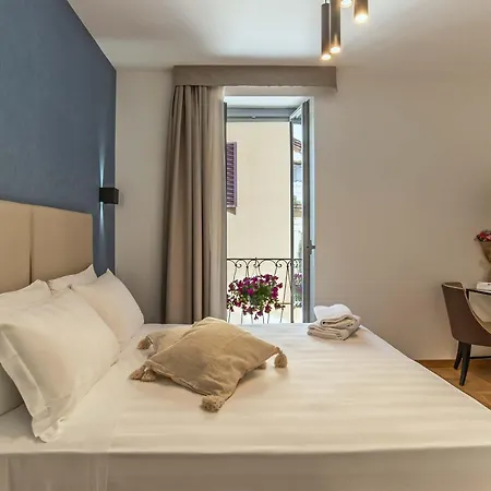 Navona Essence Hotel-3