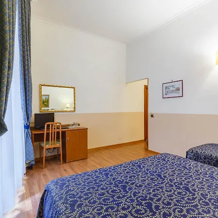 Hotel Paris-3