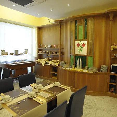 Hotel Camelia-3