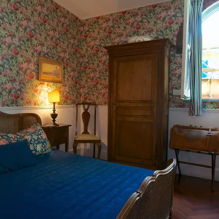 Guest House Arco Dei Tolomei-2
