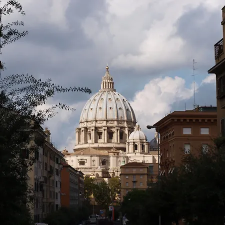 Colazione Al Vaticano Guest House-3