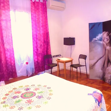Max House-2