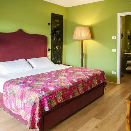 Rarity Suites-2