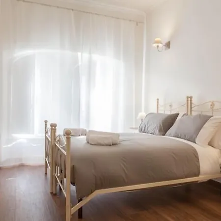 Donna Margherita Rome Suite & Rooms-2