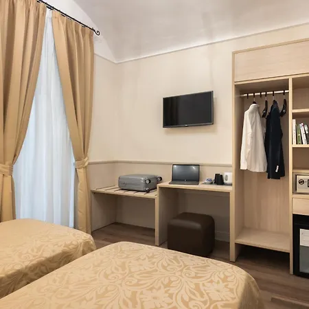 Hotel Flavia-3