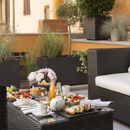 Hotel De' Ricci - Small Luxury Hotels Of The World-3