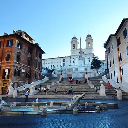 Lux Suites In Roma-3