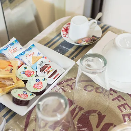 Residenza Alexander Guest House-3