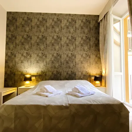 Hotelier 51-2