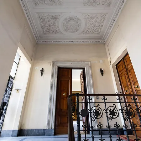 Domus 21 Luxury Suites-2