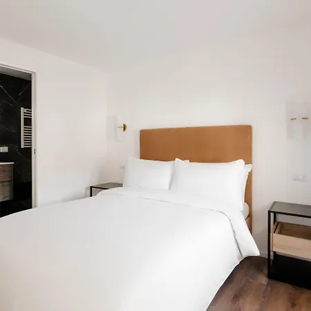 Sonder By Marriott Bonvoy Piazza Venezia Apartments-3