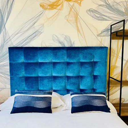 Bon Ton Design Rooms By Dot Suites-2