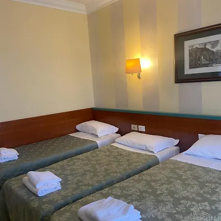 Hotel Center 1-2