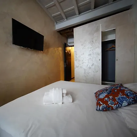 Nerva Accommodation Suburra-3