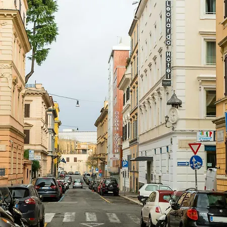 Leonardo Boutique Hotel Rome Termini-3