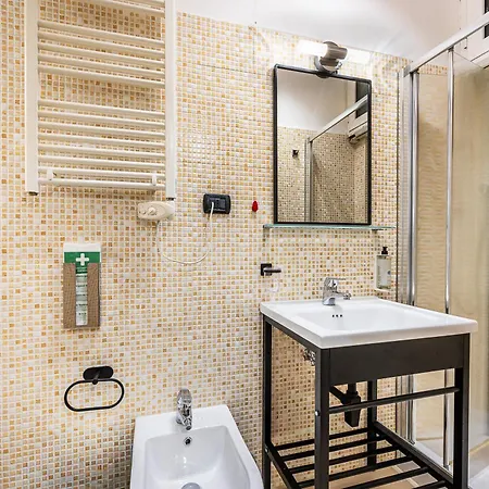 Cola Di Rienzo Suite Guest House-2
