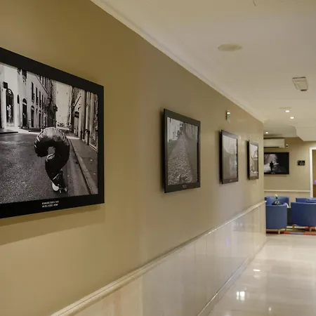 Best Western Plus Hotel Globus-3
