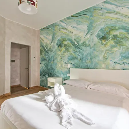 Marble Rooms-3