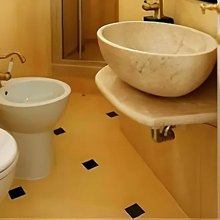 Navona Governo Vecchio Guest House-2