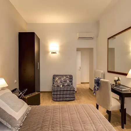 Sweet Stay In Rome-3
