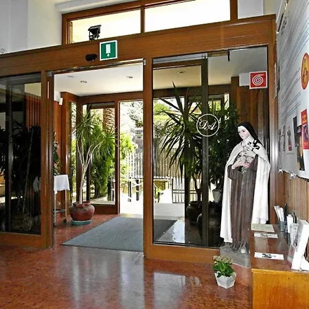 Hotel Nova Domus Aurelia-3