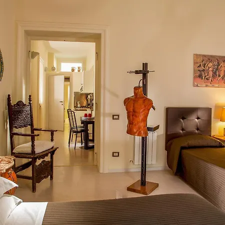Roma Central Guest House-2